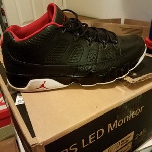 JORDAN 9 RETRO LOWS SNAKESKIN